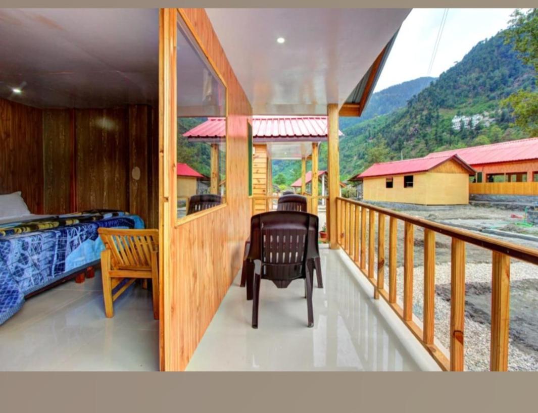 Hotel Shivalaya Retreat Manāli Exterior foto